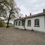 Apaisant Avec Spa, Jardin Et Etang, Animaux Acceptes Pour 6 Personnes - Fr-1-489-612 Bezenet