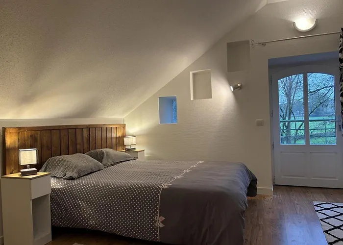 Apaisant Avec Spa, Jardin Et Etang, Animaux Acceptes Pour 6 Personnes - Fr-1-489-612 بيت للعطل Bézenet