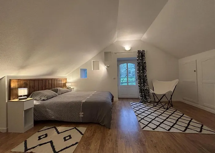 بيت للعطل Apaisant Avec Spa, Jardin Et Etang, Animaux Acceptes Pour 6 Personnes - Fr-1-489-612