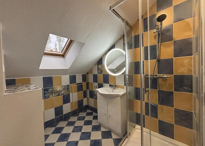 Apaisant Avec Spa, Jardin Et Etang, Animaux Acceptes Pour 6 Personnes - Fr-1-489-612 Bézenet